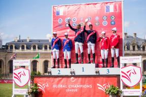 Foto: Ashley Neuhof Photography | Podium in Chantilly