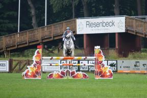 Eoin und Gomez (Cantos x Voltaire)