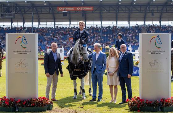 Richard und Solitaer gewinnen das Finale des U25 Springpokals | Foto: Equitaris